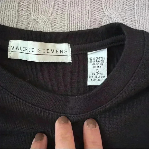 Valerie Stevens Black Pullover Size S - Picture 3 of 5